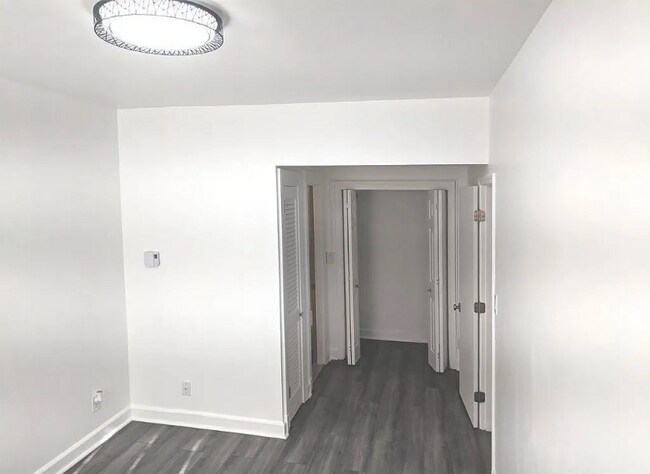 Building Photo - 140 Chestnut St