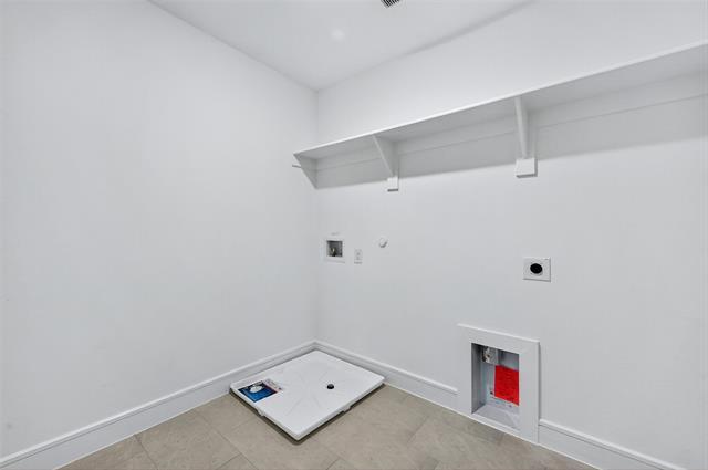 Building Photo - 910 Sunflower Trl