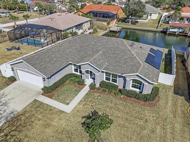 Building Photo - 8 Creek Ct