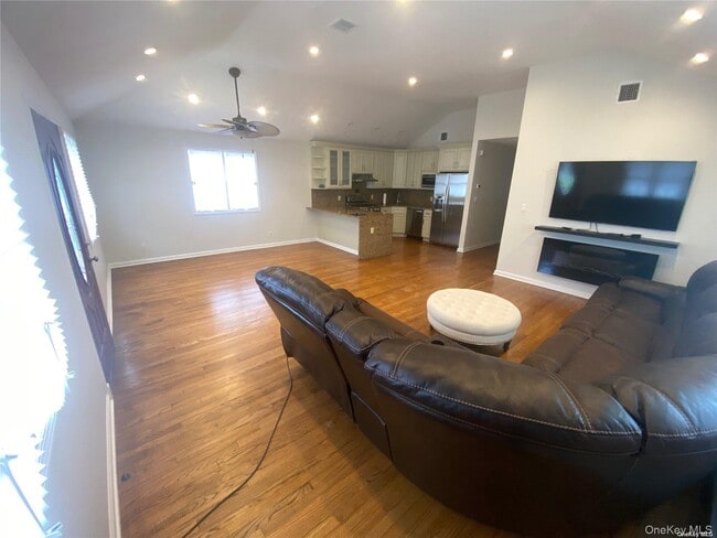 Building Photo - 2121 Atlantic Blvd