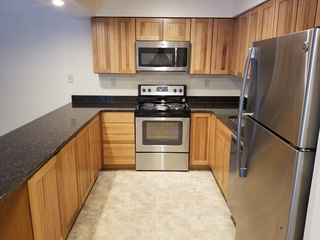 Renovated kitchen - 7 Rockford Rd