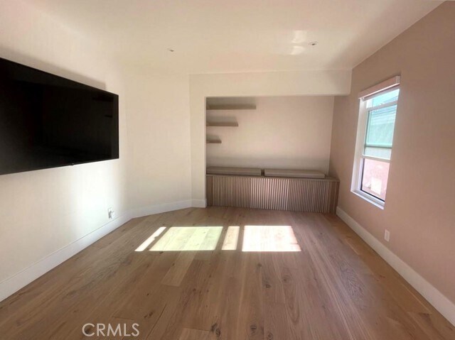 Building Photo - 1 Tamizar