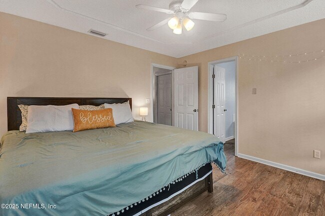 Building Photo - 8096 Beatle Blvd