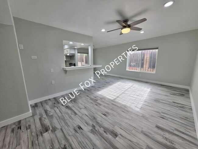Building Photo - 8340 E Fond Du Lac Dr