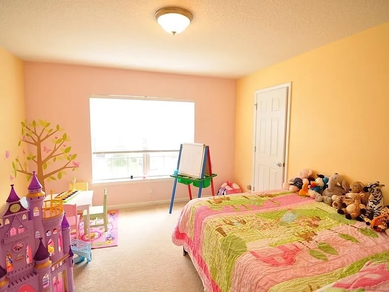 Building Photo - 4029 Lionheart Dr