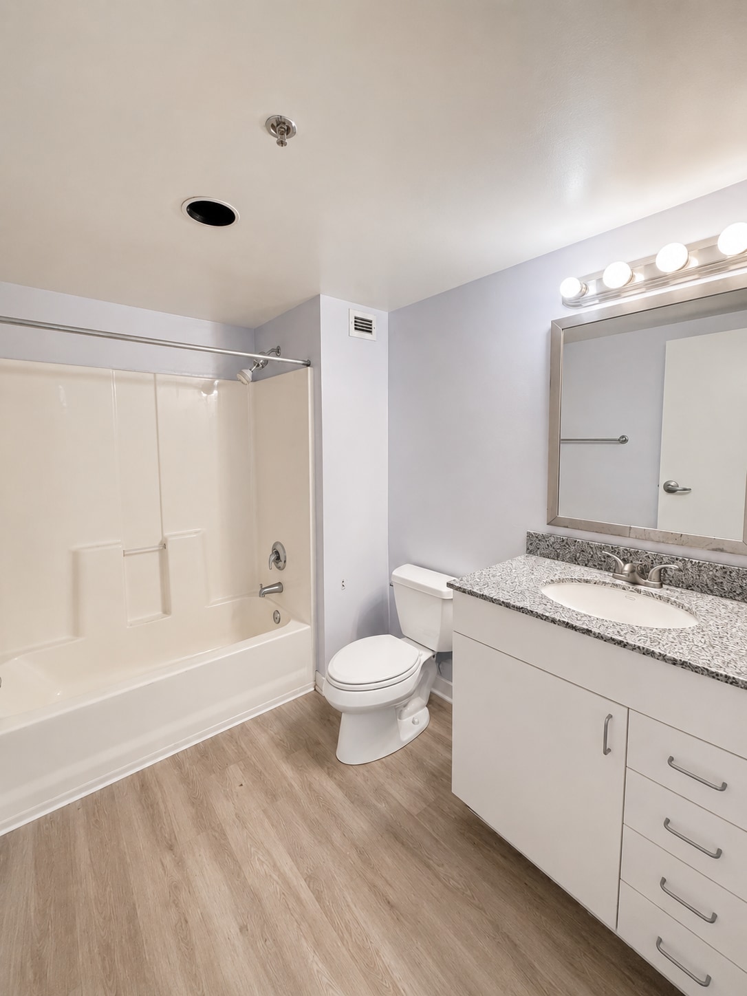 2nd Bathroom - 425 W Beech St