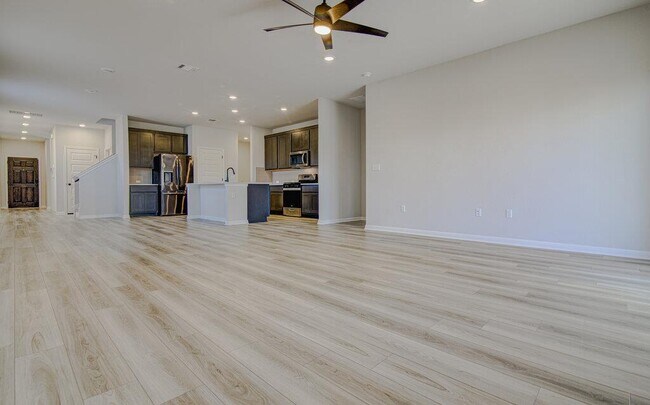 Building Photo - 6603 Smarty Jones Ln