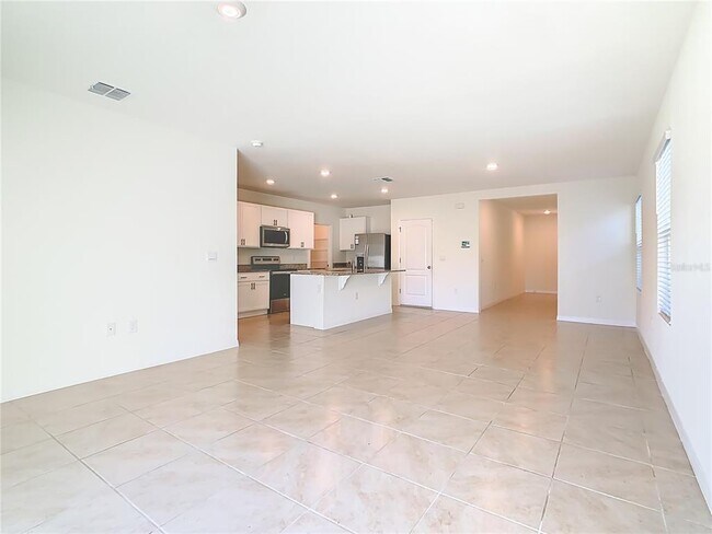 Building Photo - 2119 Tay Wes Dr