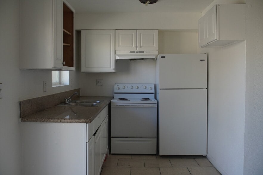 Building Photo - 2816 Marlin Ave