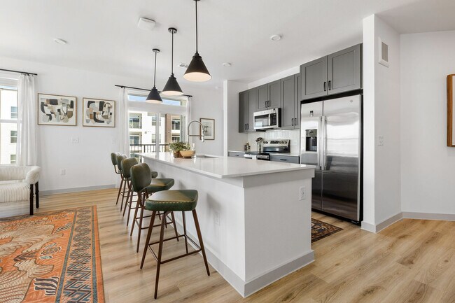 Building Photo - 1301 Leah Ave