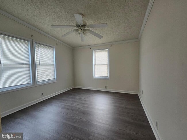 Building Photo - 103 Beth Pl