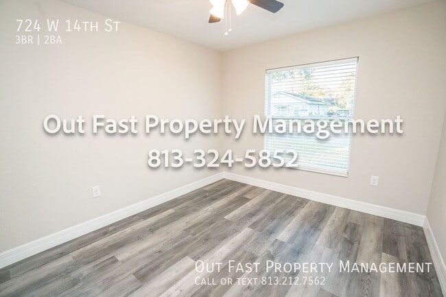 Building Photo - 724 W 14th St