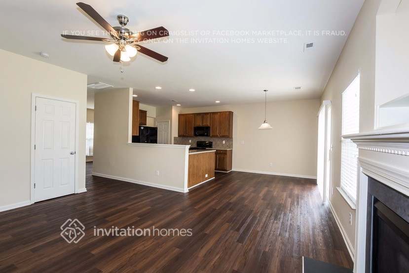 Building Photo - 1808 Mary Wynn Ct