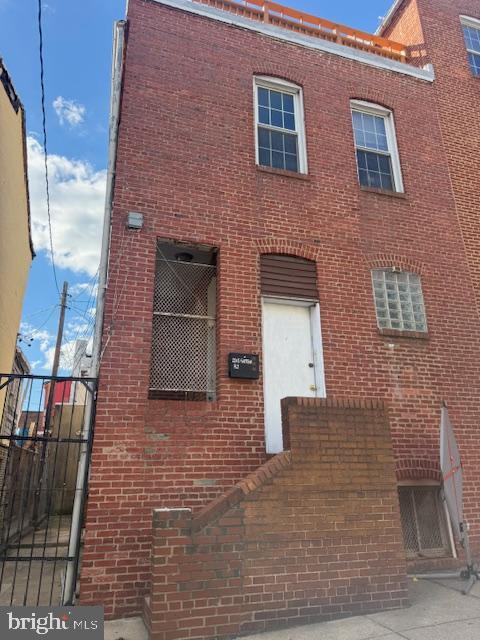 Building Photo - 2245 Eastern Ave