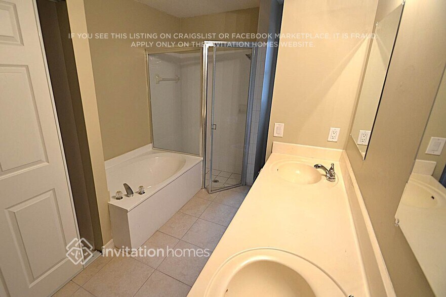 Building Photo - 7013 Galleon Cove Cir