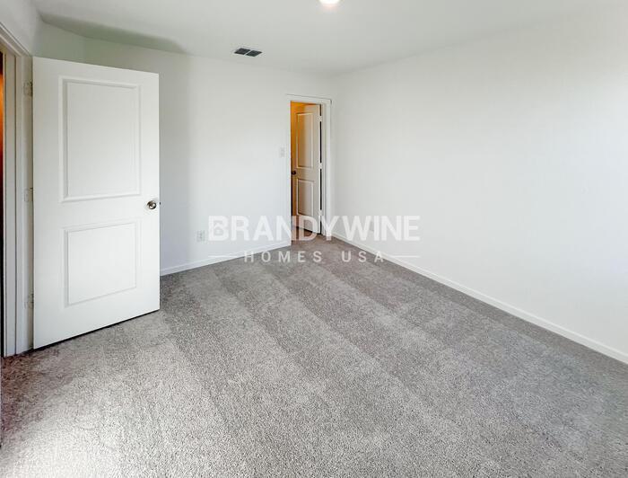 Building Photo - 241 Bable Run Dr