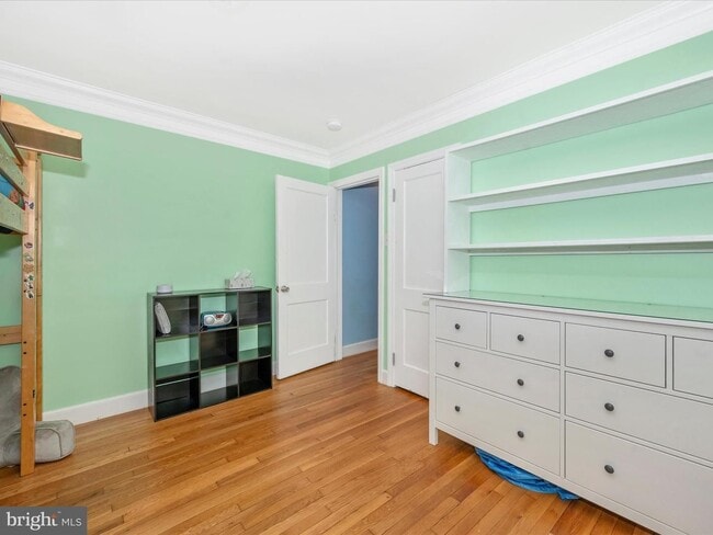 Building Photo - 413 Pangborn Blvd