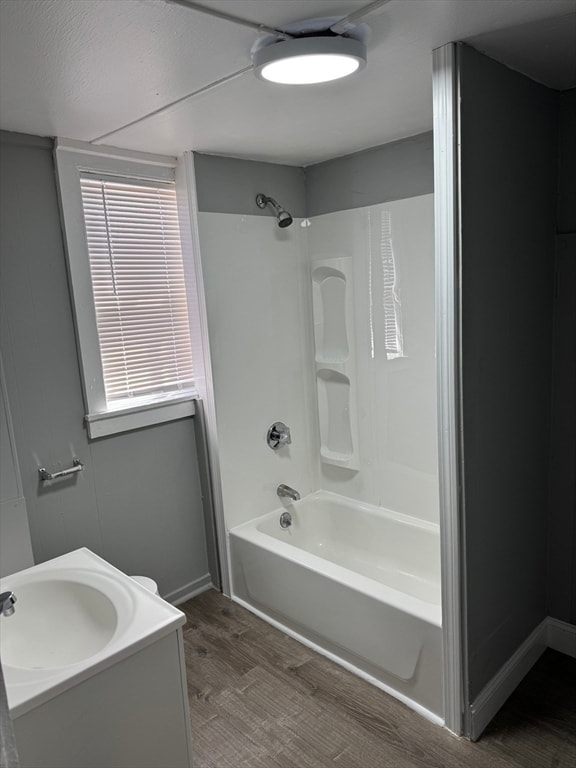 Building Photo - 166 Winter St