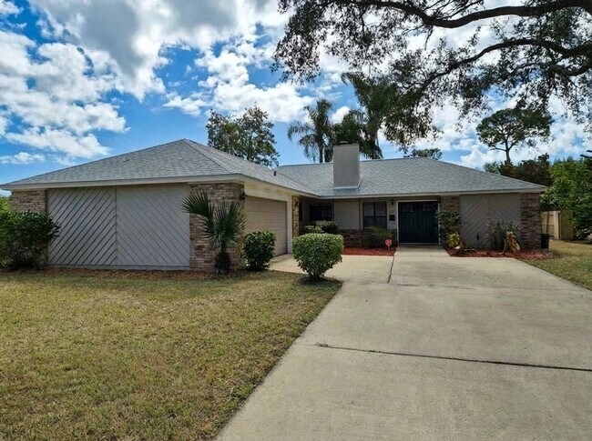 Building Photo - 57 Shores Blvd