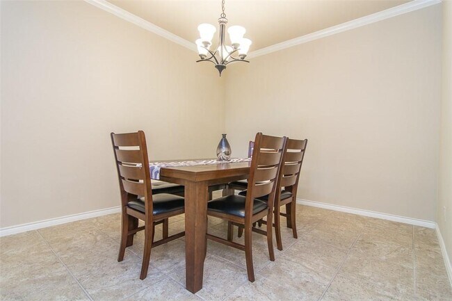 Building Photo - 4105 Comanche Dr