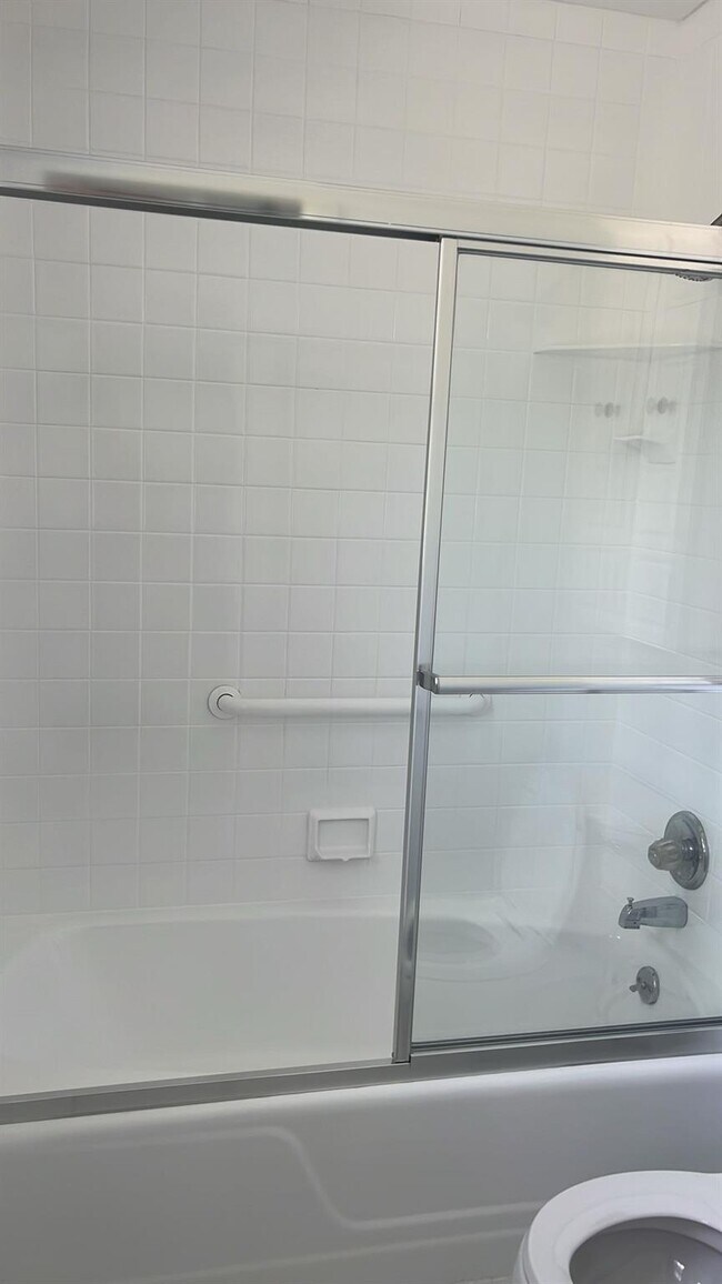 Building Photo - 56 Capral Ln