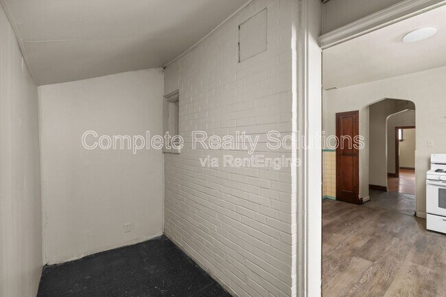 Building Photo - 4022 Nebraska Ave