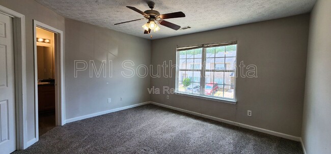 Building Photo - 1749 Carrington Dr