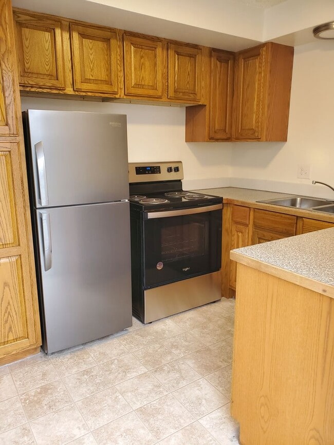 Building Photo - 1 Bedroom in Heart of Nampa!
