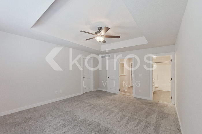 Building Photo - 6921 Holly Ct