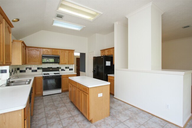 Building Photo - 9822 Therrell Dr