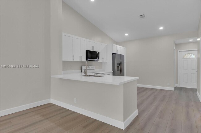 Building Photo - 11061 NW 38th Pl