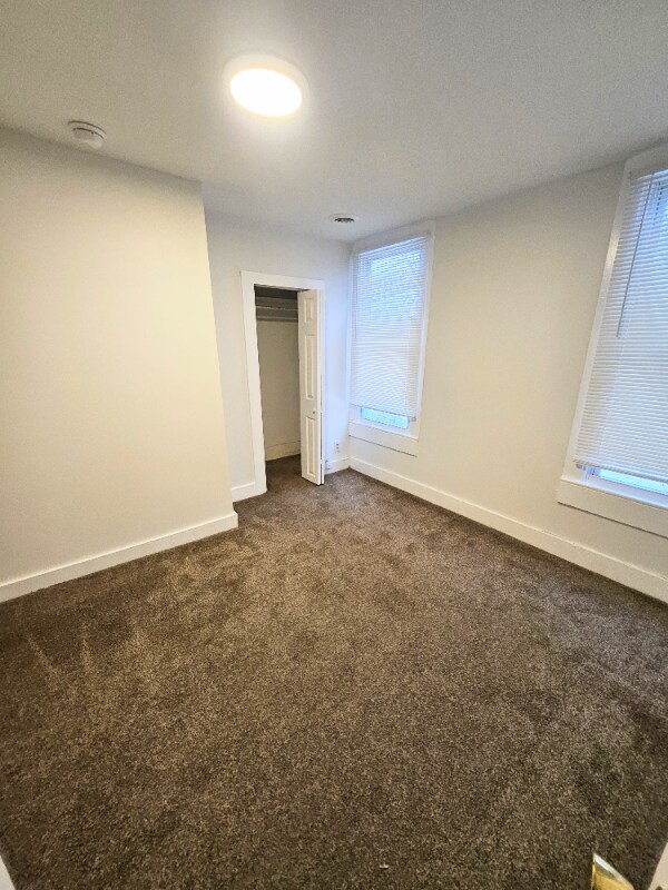 Building Photo - 142 Washington St