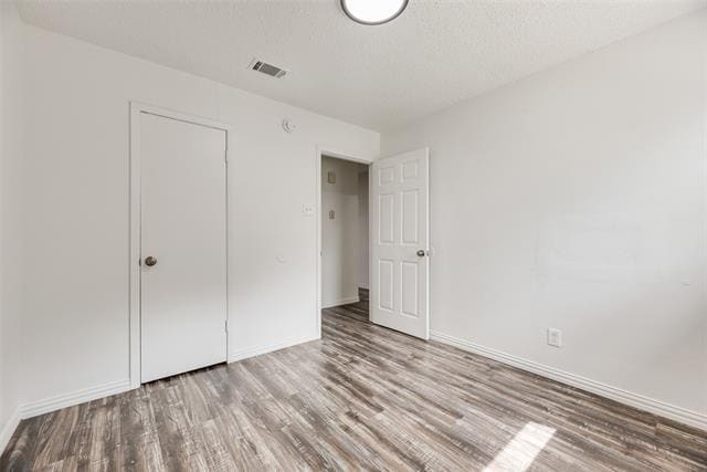Building Photo - 506 N Elm St