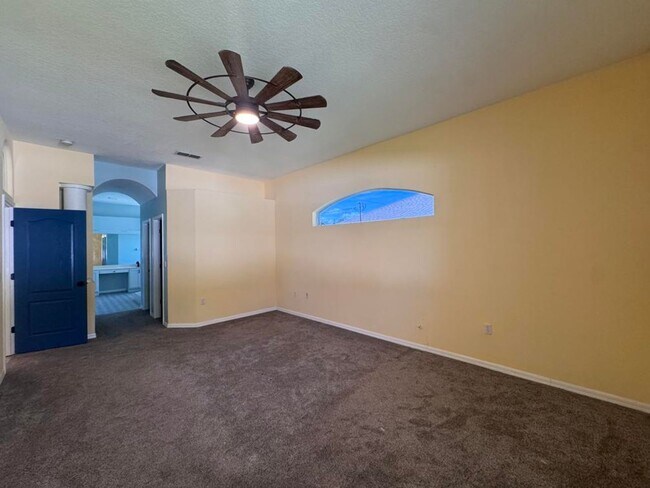 Building Photo - 39 Woodhollow Ln
