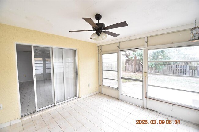 Building Photo - 7338 Foxbloom Dr