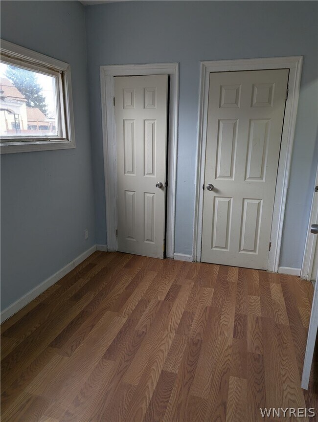 Building Photo - 48 Thomas St