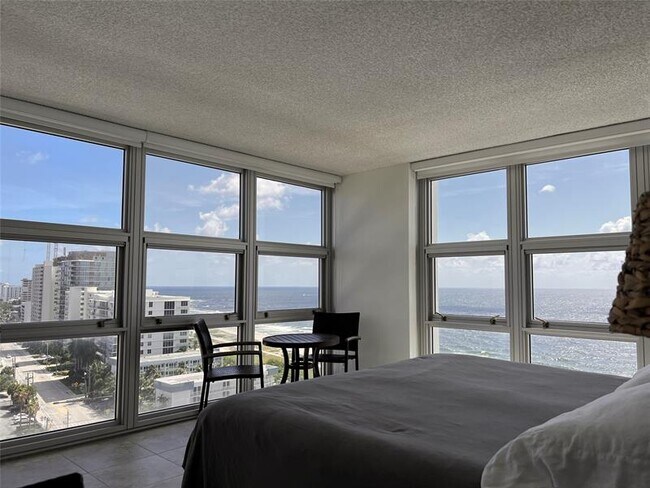 Building Photo - 531 N Ocean Blvd