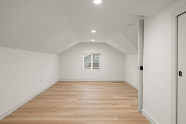 Building Photo - 110 NW 83rd St