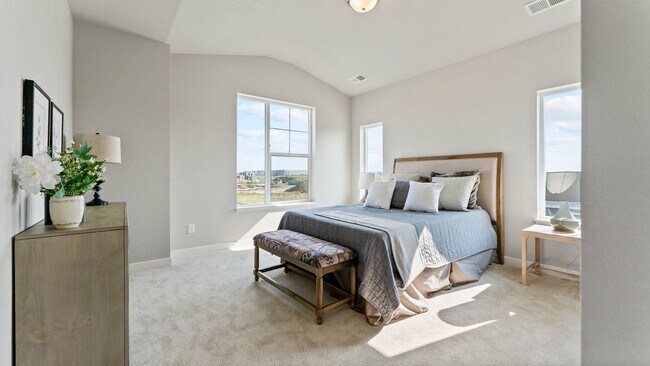 Building Photo - Mangold822 (KC-LN)