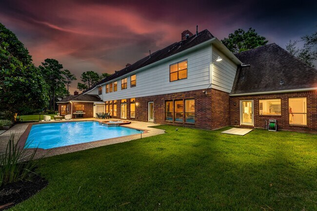 Building Photo - 21410 Ganton Dr