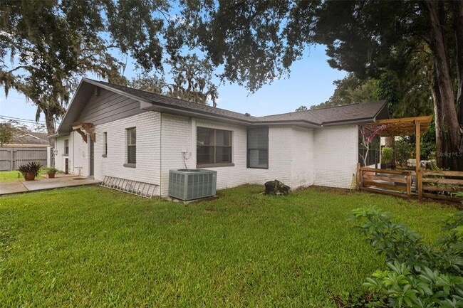 Building Photo - 16208 Armistead Ln