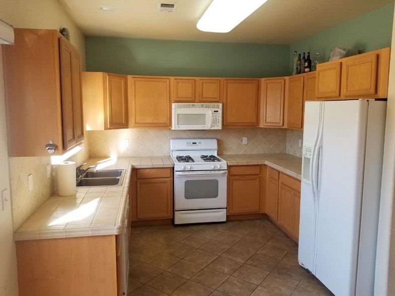 Building Photo - 4691 Kathleen Denise Ln