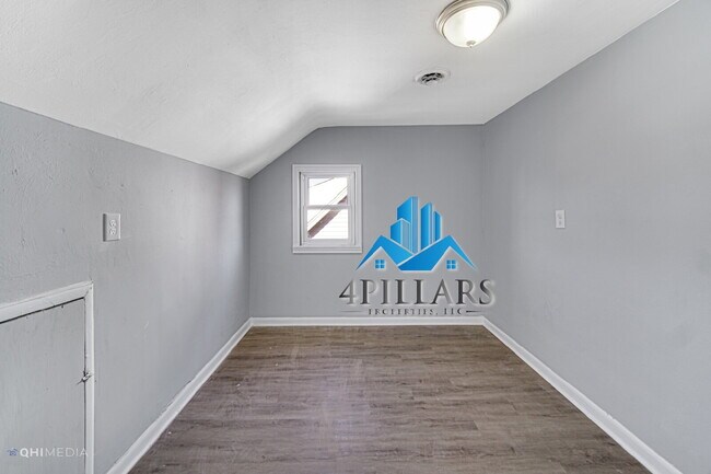 Building Photo - For Rent – Spacious 5BR/2BA Home in Hammond!