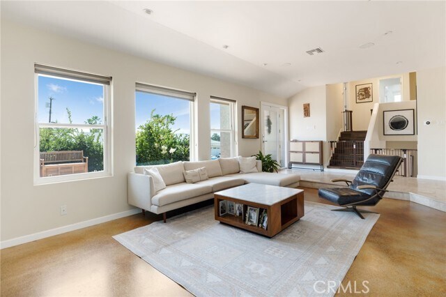 Building Photo - 10341 Kurt St