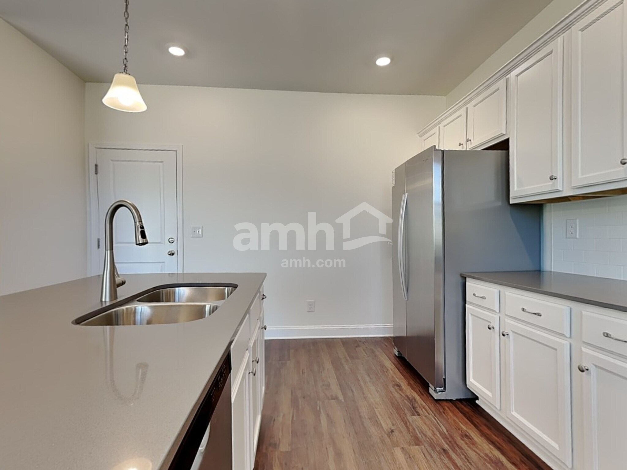 Building Photo - 625 Rivermist Dr