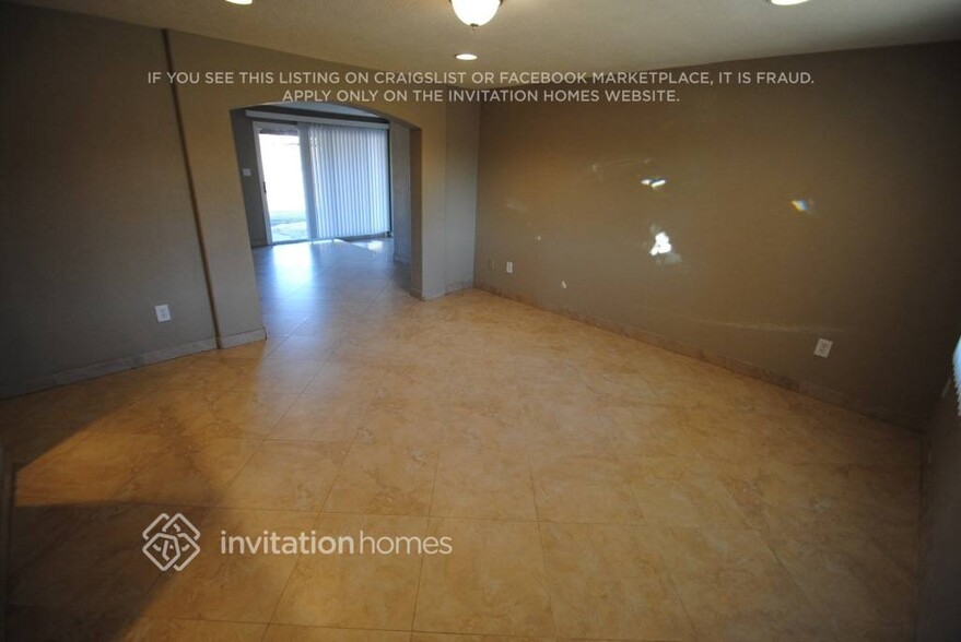 Building Photo - 6214 W Holly St