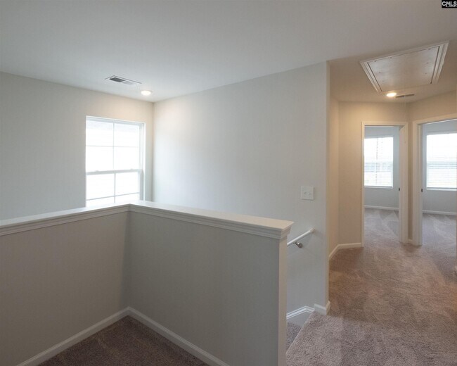 Building Photo - 921 S Desert Orch Ln