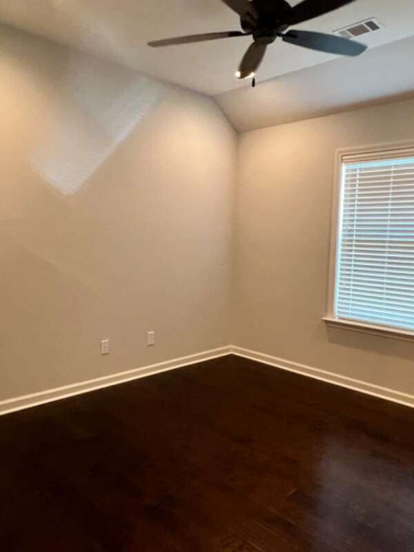 Building Photo - 9865 Bluestone Cir