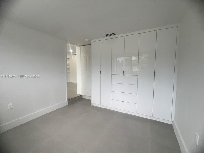 Building Photo - 13380 NW 32nd Ave