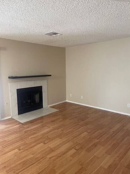 Building Photo - 2825 Swallow Point Cir